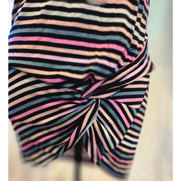 Striped Sleeveless Tunic Dress with Knot Detail - Picture 2 of 4